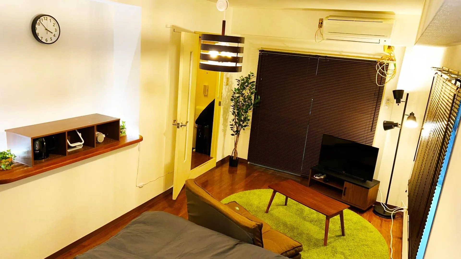 Tsubakiyama Apartment Fukuoka  0*,